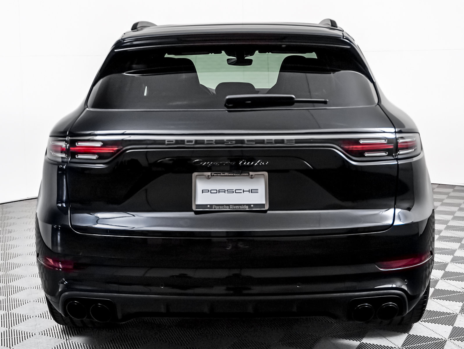 Certified 2023 Porsche Cayenne Turbo AWD/4WD image 11