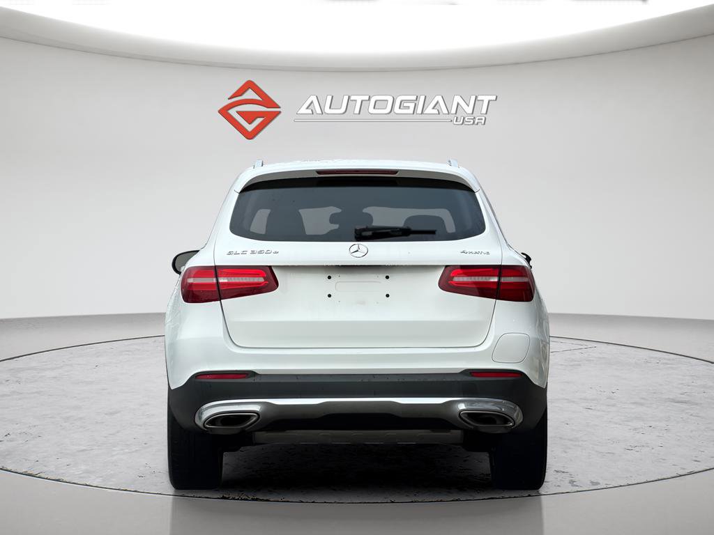 Used 2018 Mercedes-Benz GLC 350e 4MATIC image 10