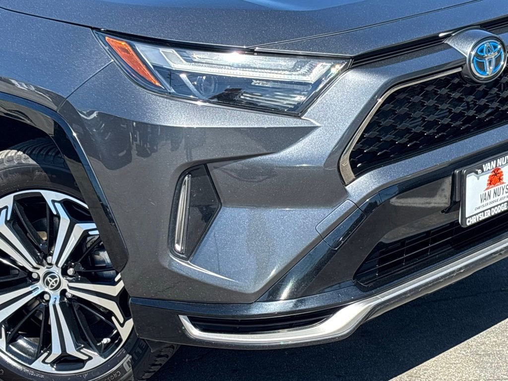 Used 2022 Toyota RAV4 XSE w/ Weather Package image 8