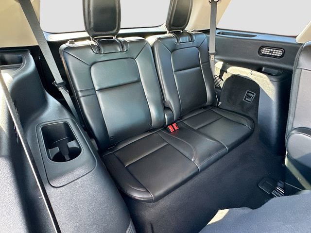 Used 2023 Lincoln Aviator 2WD w/ Premium Package image 27