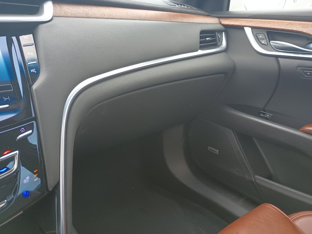 Used 2016 Cadillac XTS Luxury w/ Driver Awareness Package image 19