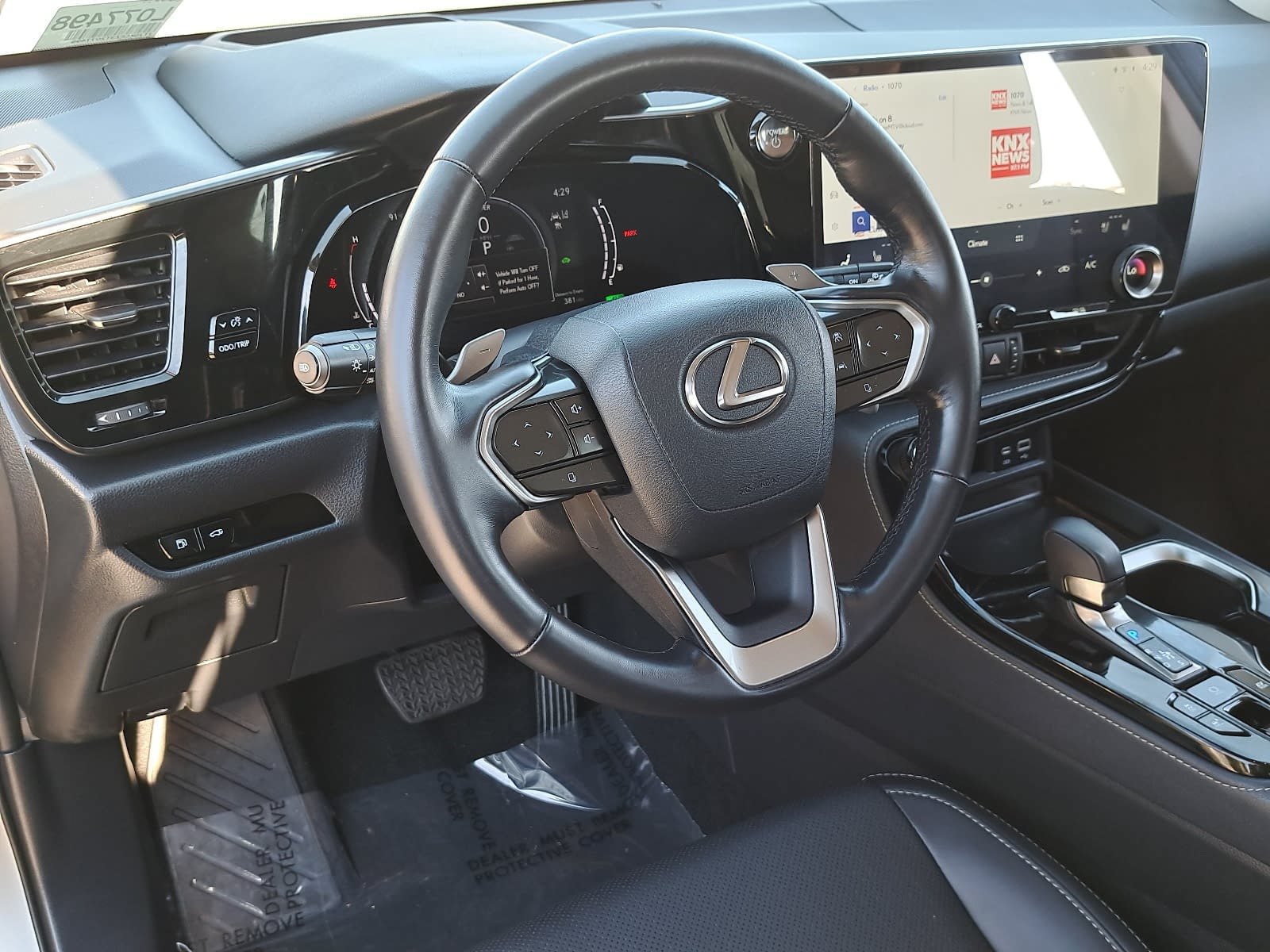 Used 2026 Lexus NX 350h AWD w/ Accessory Package (2T) image 18