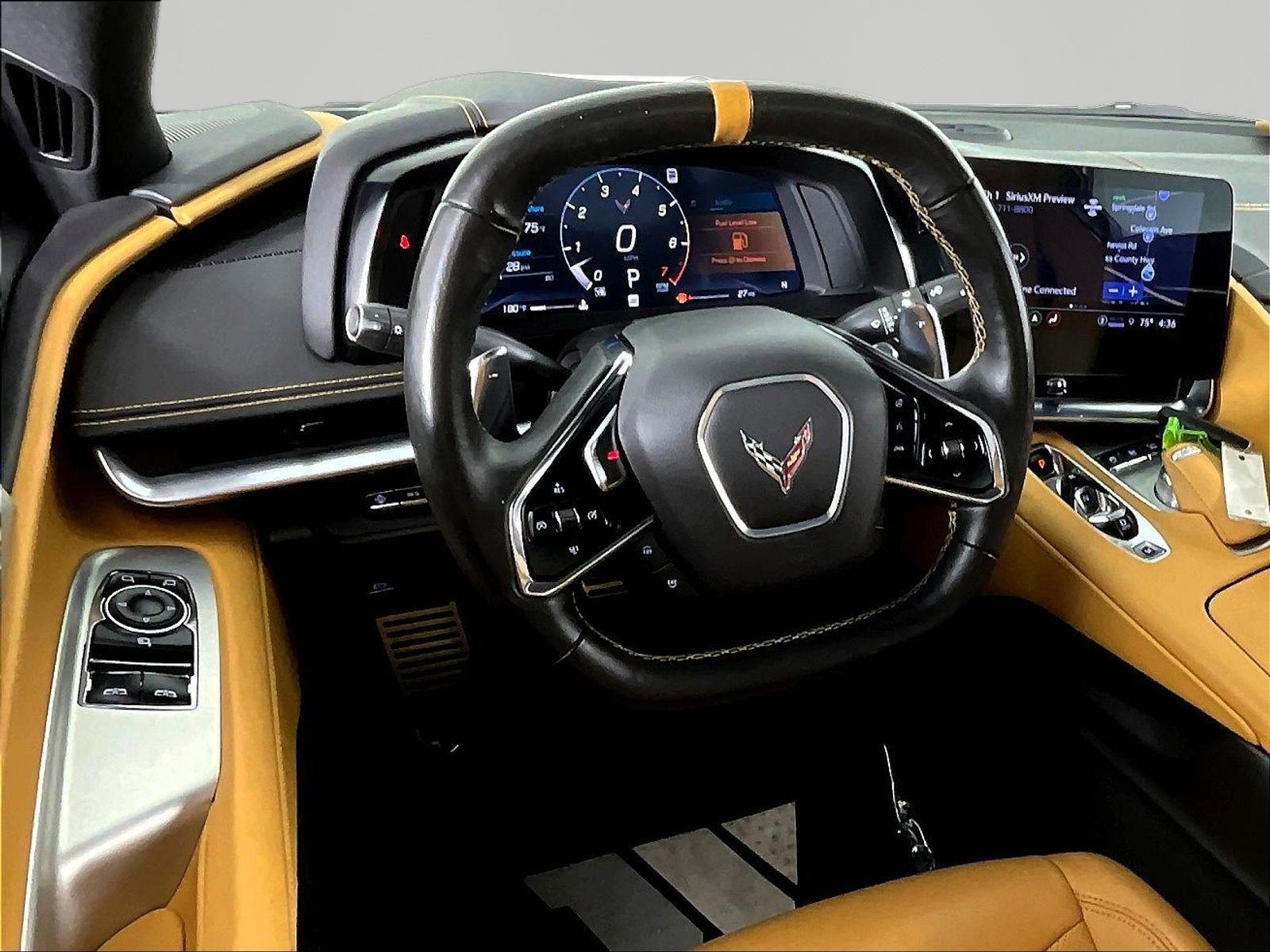 Used 2021 Chevrolet Corvette Stingray Preferred Cpe w/ Engine Appearance Package RWD image 7