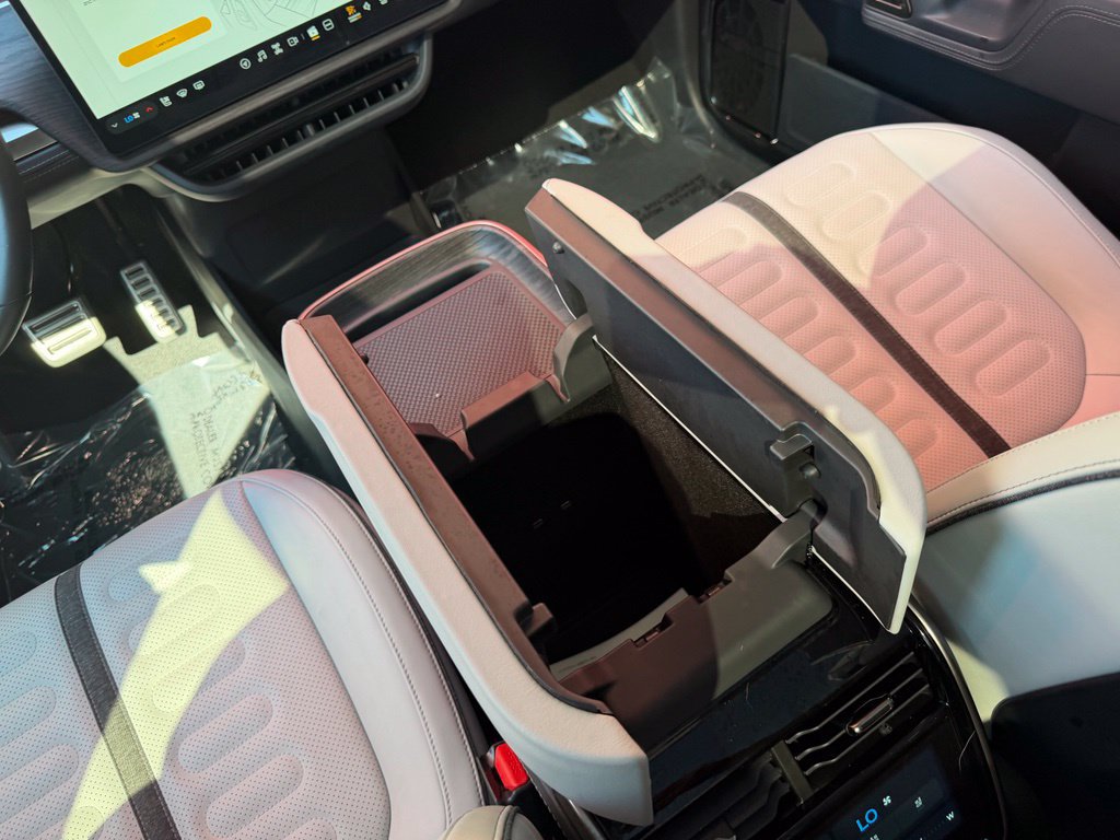 Used 2023 Rivian R1S Adventure Quad AWD/4WD image 29
