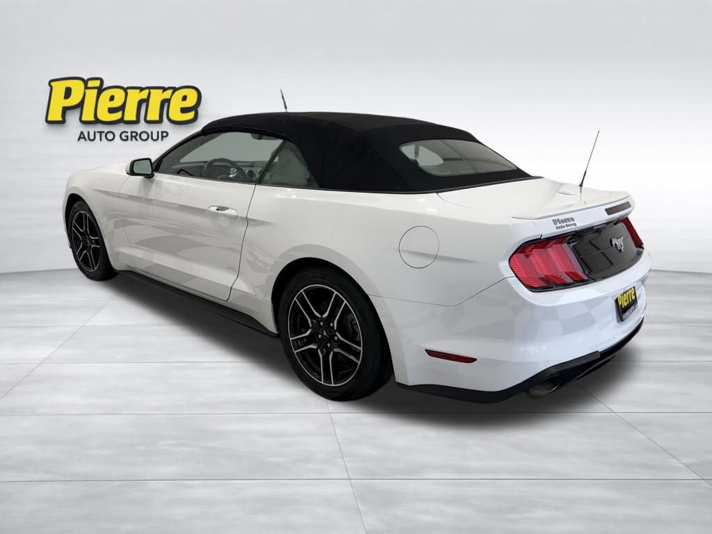 Used 2022 Ford Mustang Premium image 3