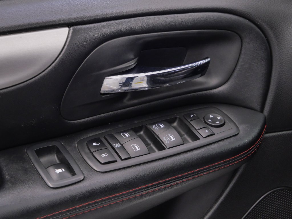 Used 2019 Dodge Grand Caravan GT FWD image 19