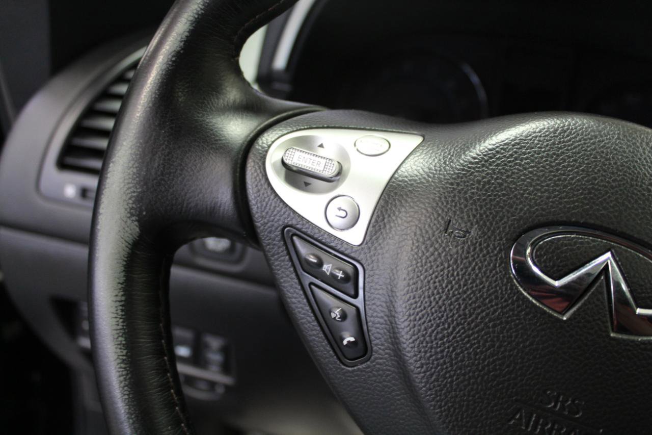 Used 2014 INFINITI QX70 AWD w/ Premium Package image 9