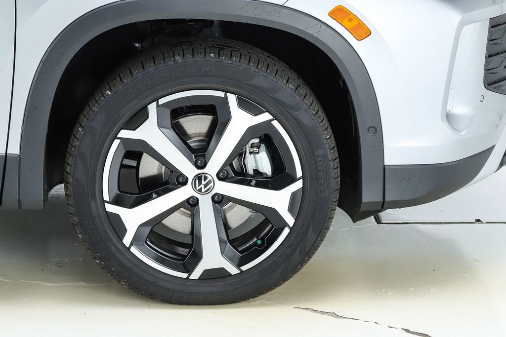 New 2026 Volkswagen Tiguan SE image 14