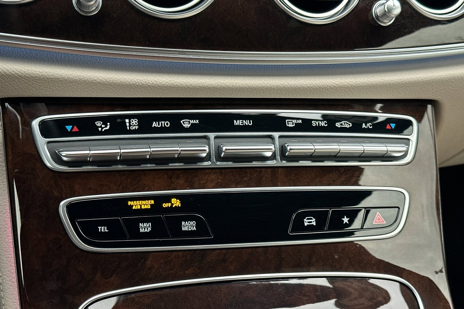 Used 2022 Mercedes-Benz E 350 Sedan image 26