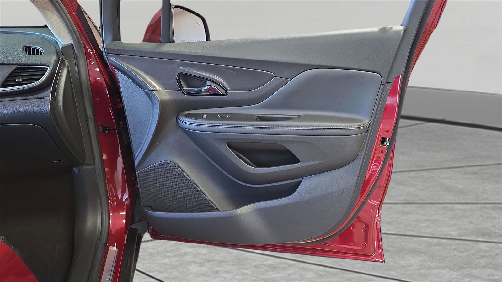 Used 2022 Buick Encore Preferred w/ Safety Package image 26