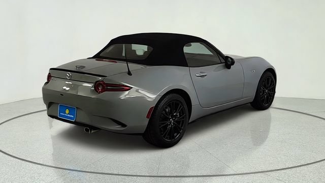 New 2026 MAZDA MX-5 Miata Club w/ Interior Package RWD image 7