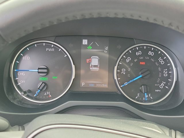 Used 2022 Toyota RAV4 XLE Premium image 33