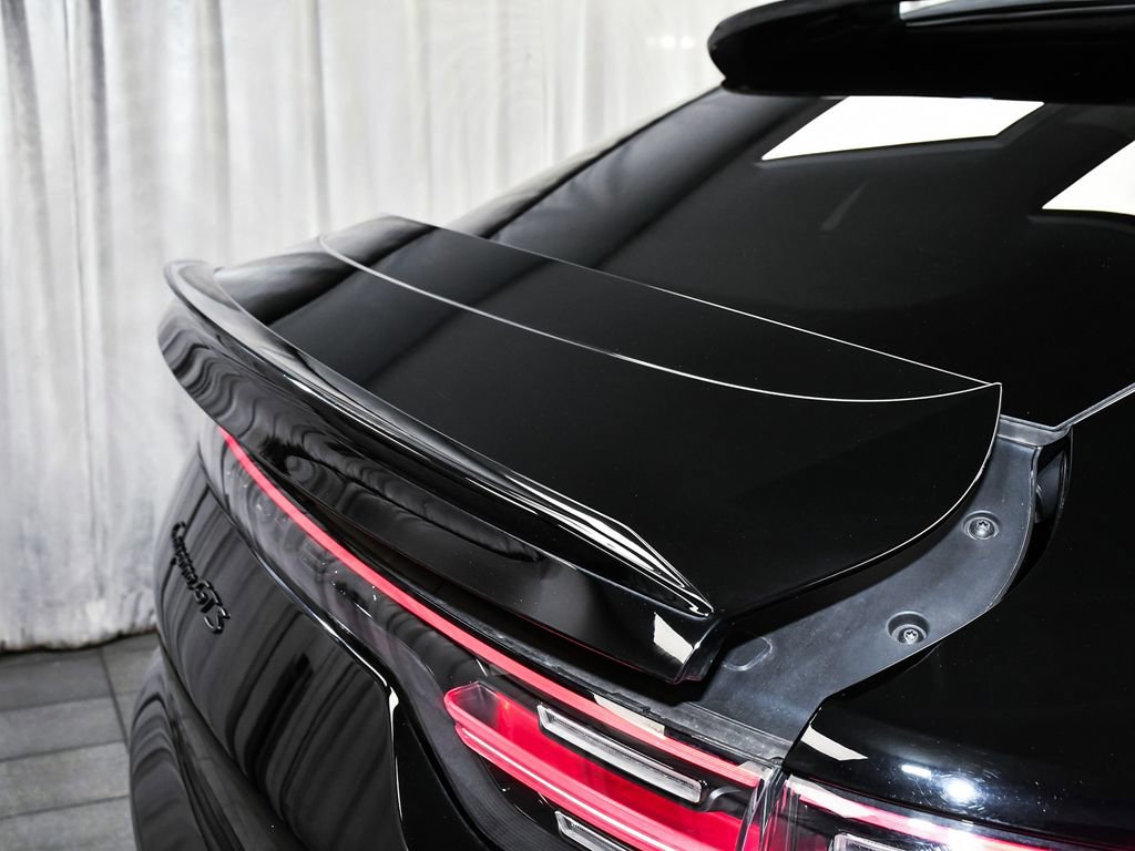 Used 2021 Porsche Cayenne GTS w/ Premium Package Plus image 81