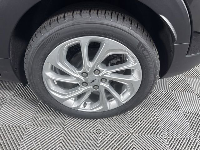 New 2027 Chevrolet Bolt LT image 11