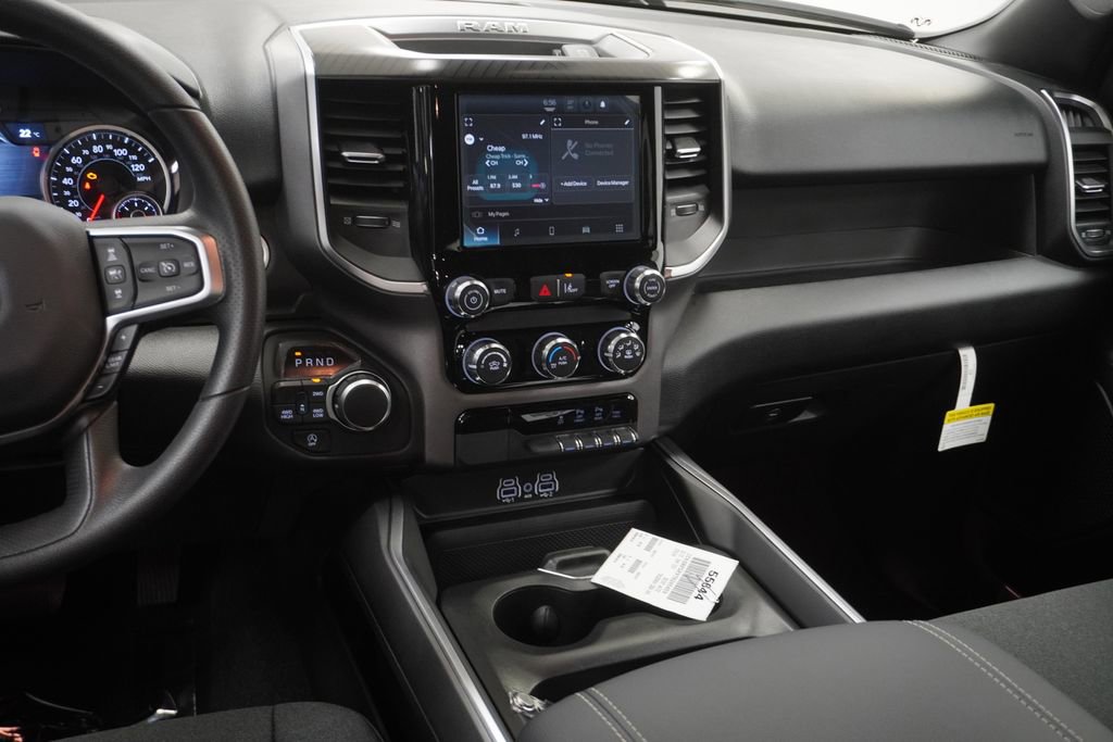New 2026 RAM 1500 Express AWD/4WD image 19