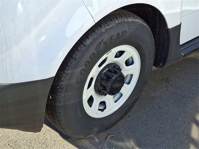 New 2025 Chevrolet Brightdrop 400 w/ Power Door Package image 5