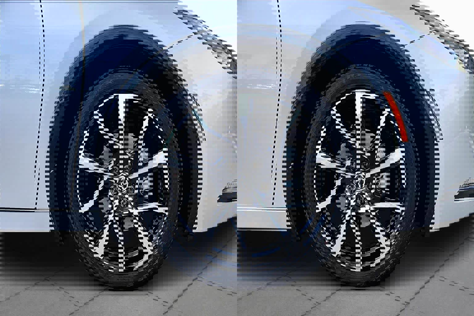 Used 2026 Toyota Prius XSE image 10