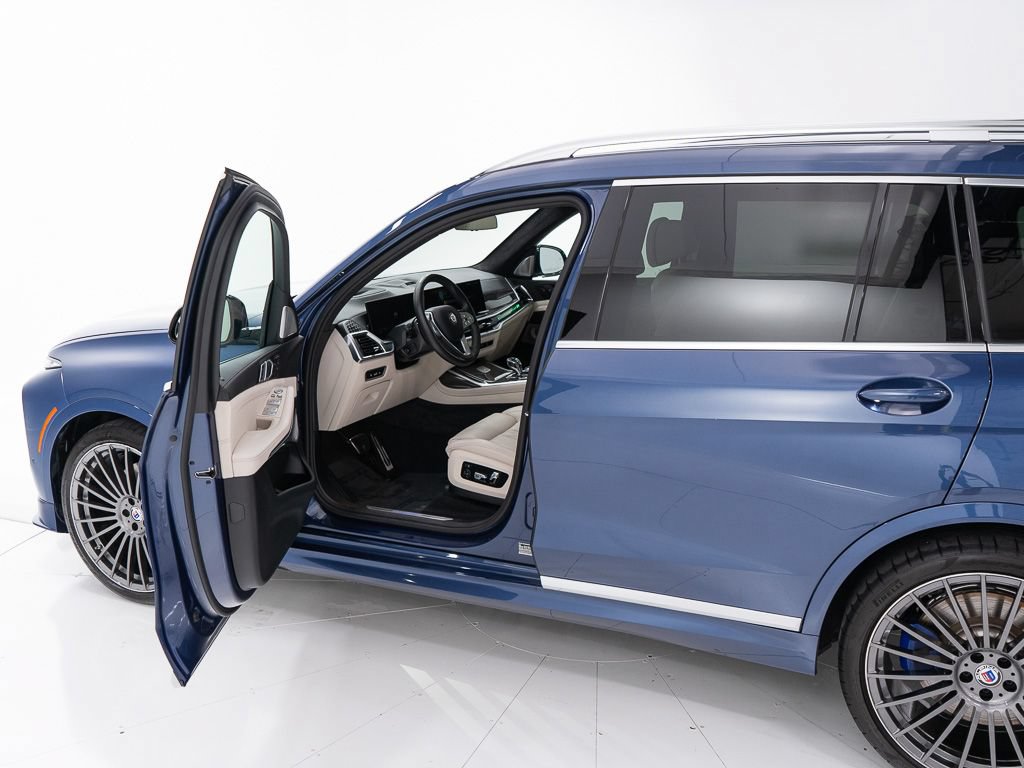 Used 2025 BMW ALPINA XB7 AWD/4WD image 9