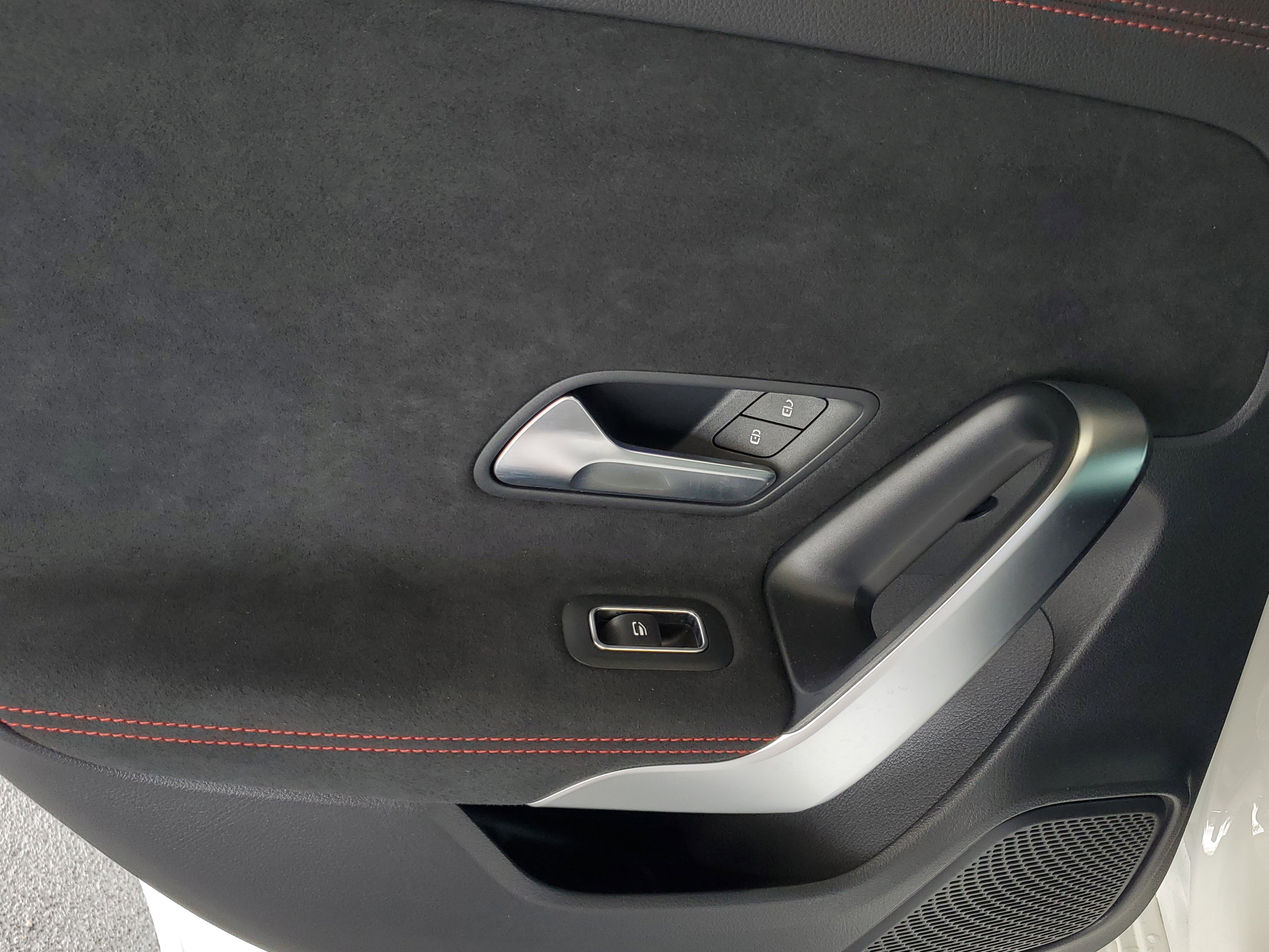 Used 2023 Mercedes-Benz CLA 250 w/ AMG Line image 13