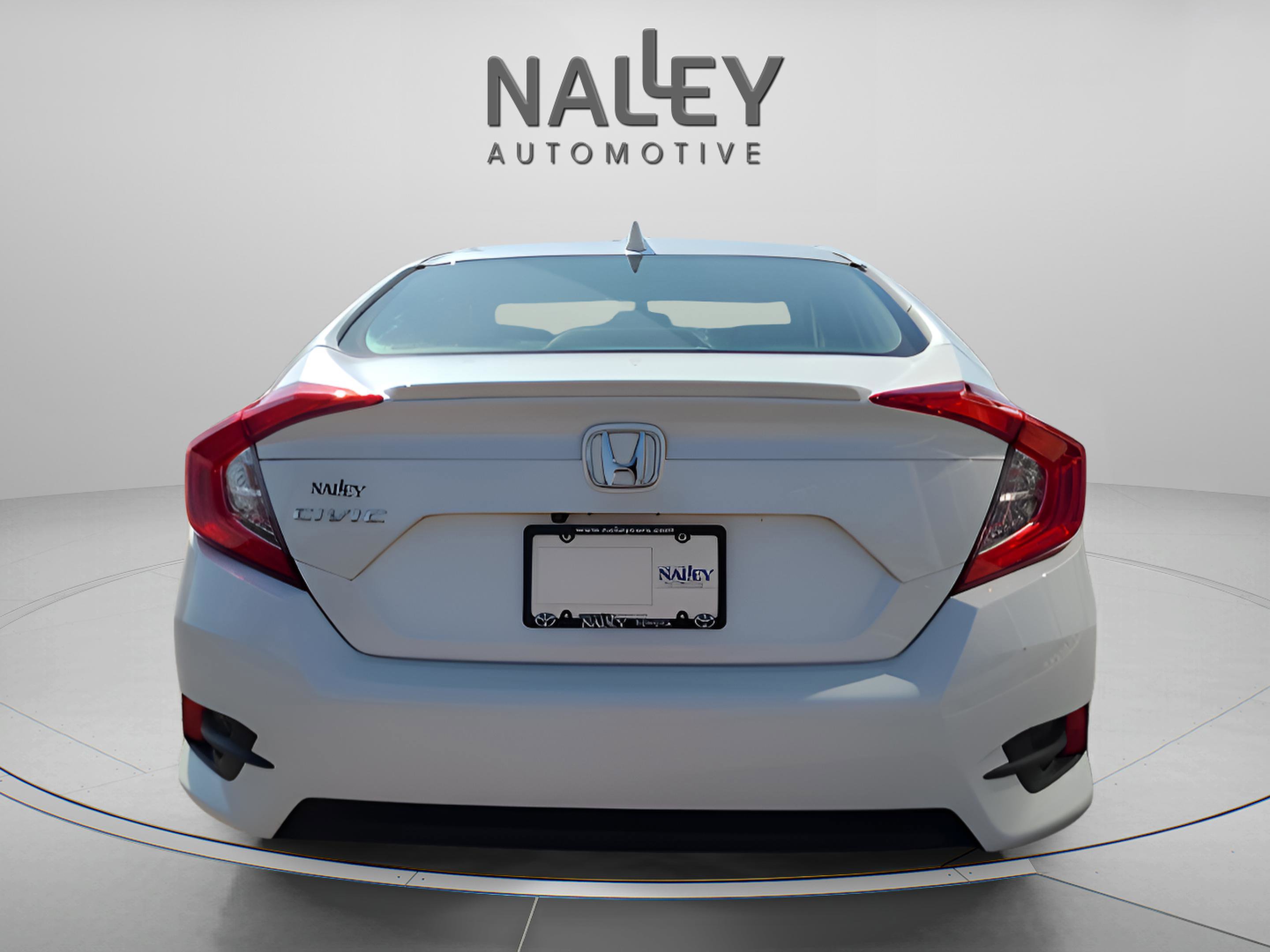 Used 2018 Honda Civic EX-T image 5