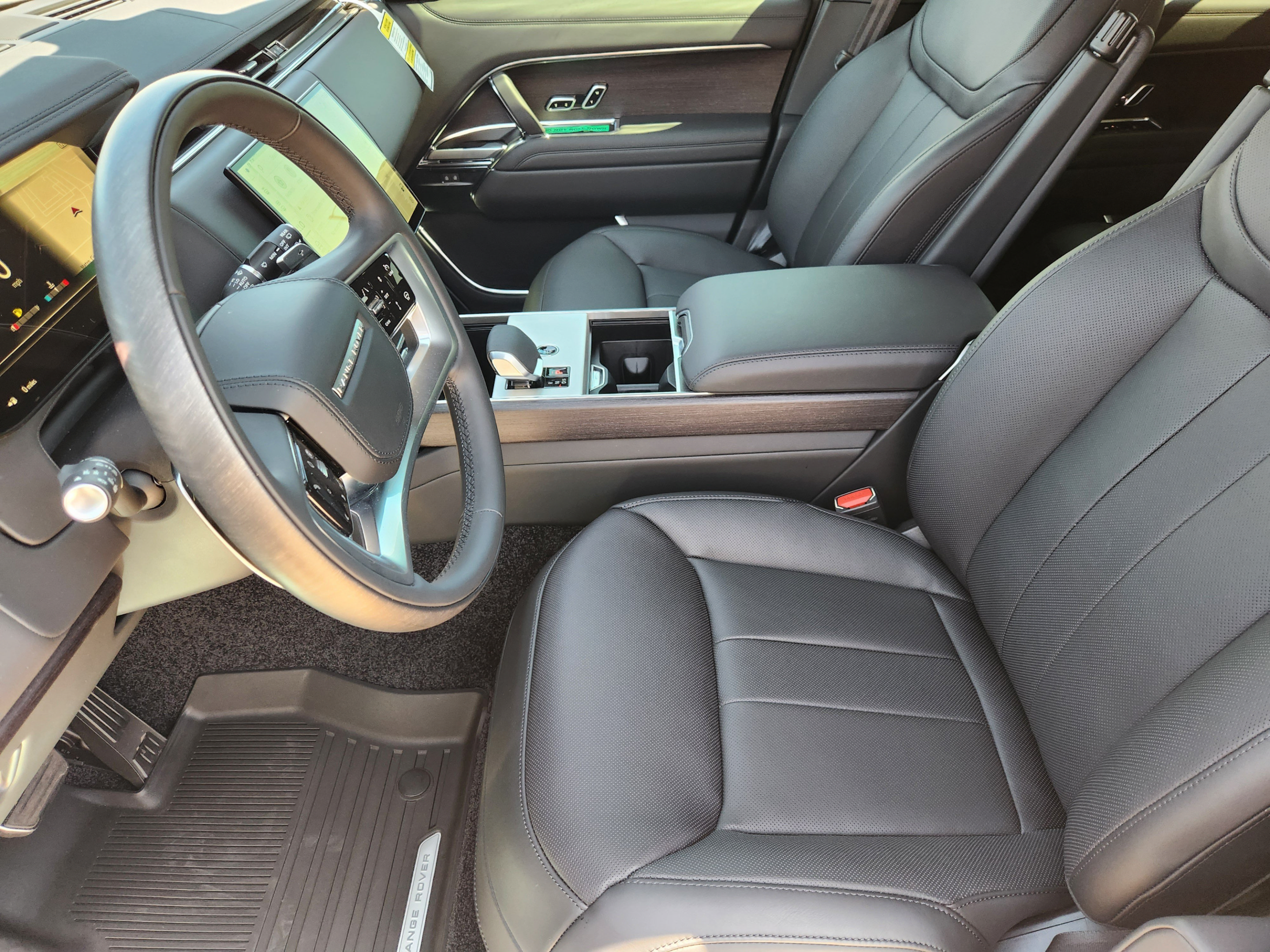 New 2026 Land Rover Range Rover SE AWD/4WD image 8