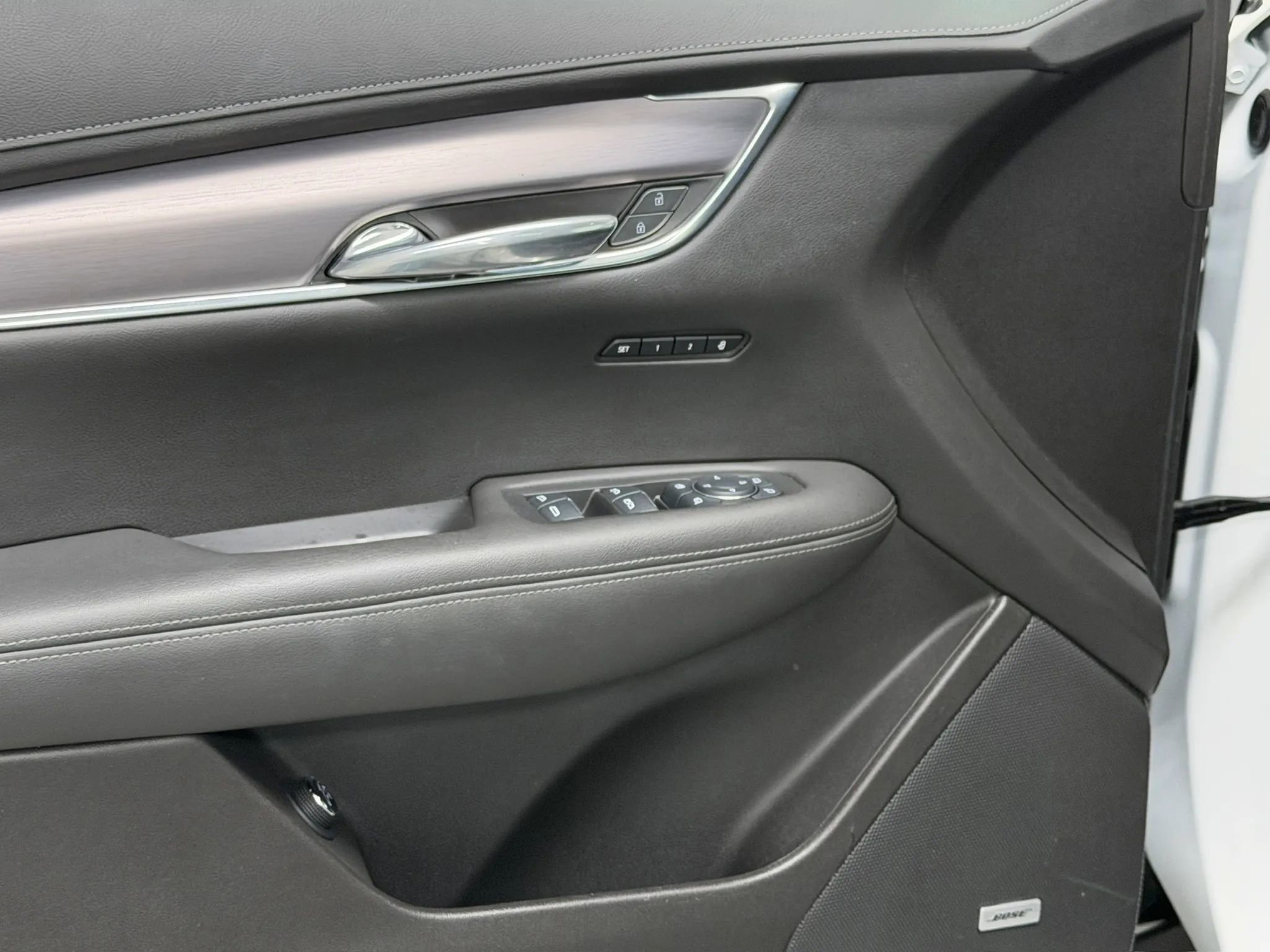 Used 2023 Cadillac XT6 Luxury FWD image 30