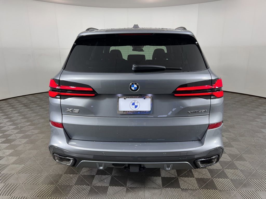 New 2026 BMW X5 xDrive40i w/ M Sport Package image 3