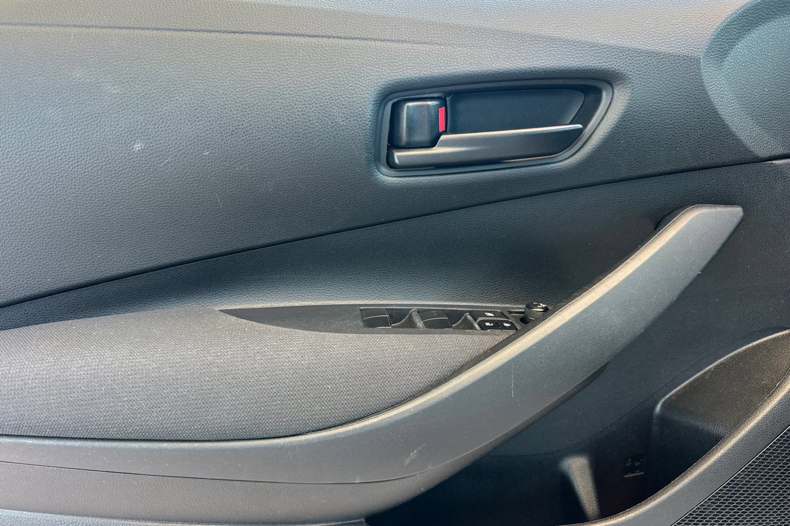 Certified 2023 Toyota Corolla LE FWD image 13