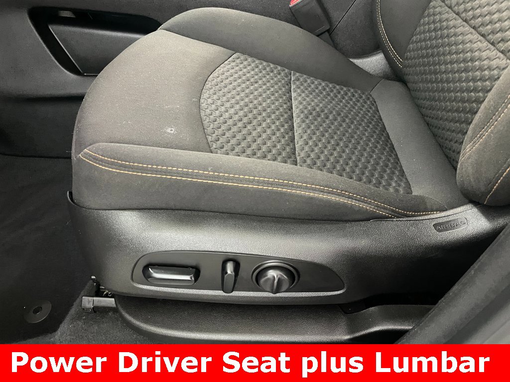 Certified 2018 GMC Terrain SLE w/ Driver Convenience Package image 9