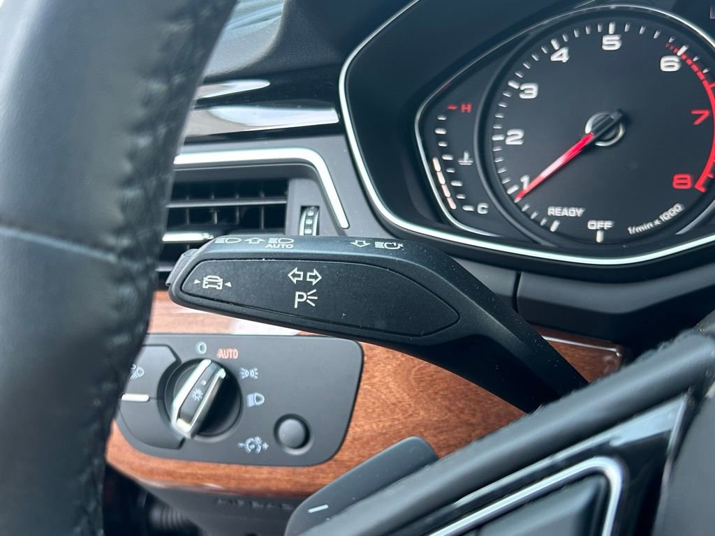 Used 2023 Audi A4 2.0T Premium image 29