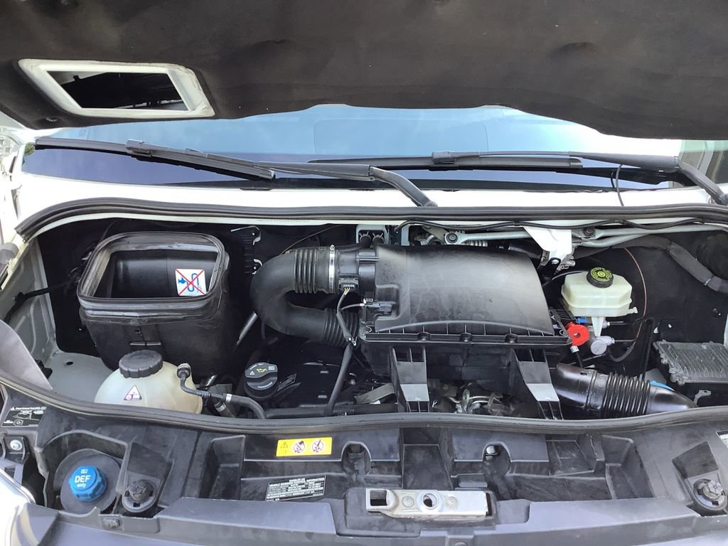 Used 2019 Mercedes-Benz Sprinter 144 Cargo image 9