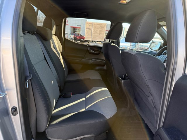 Used 2020 Toyota Tacoma TRD Sport image 14