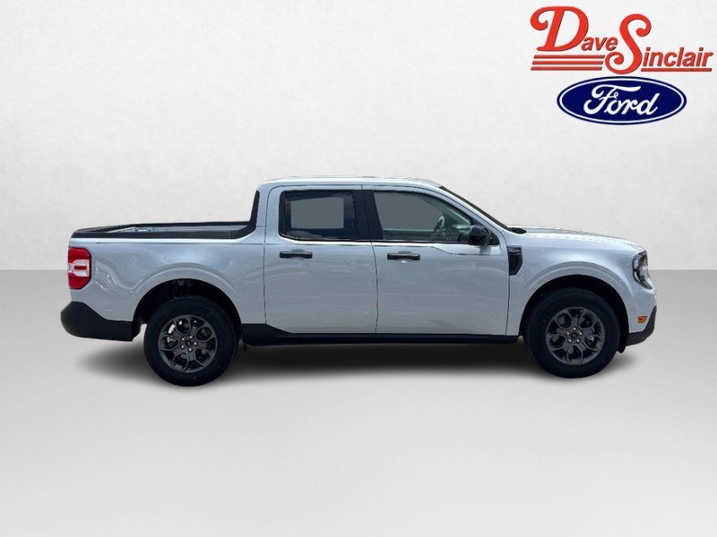 New 2026 Ford Maverick XLT w/ XLT Luxury Package FWD image 5