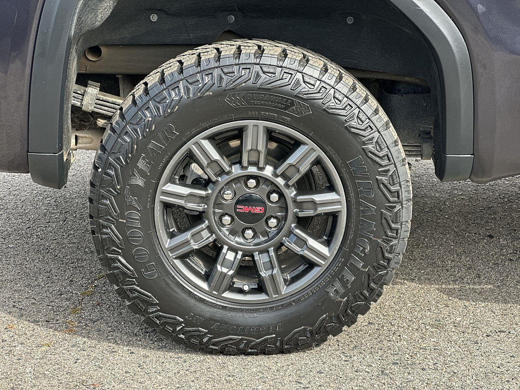 Used 2024 GMC Sierra 1500 AT4X AWD/4WD image 33