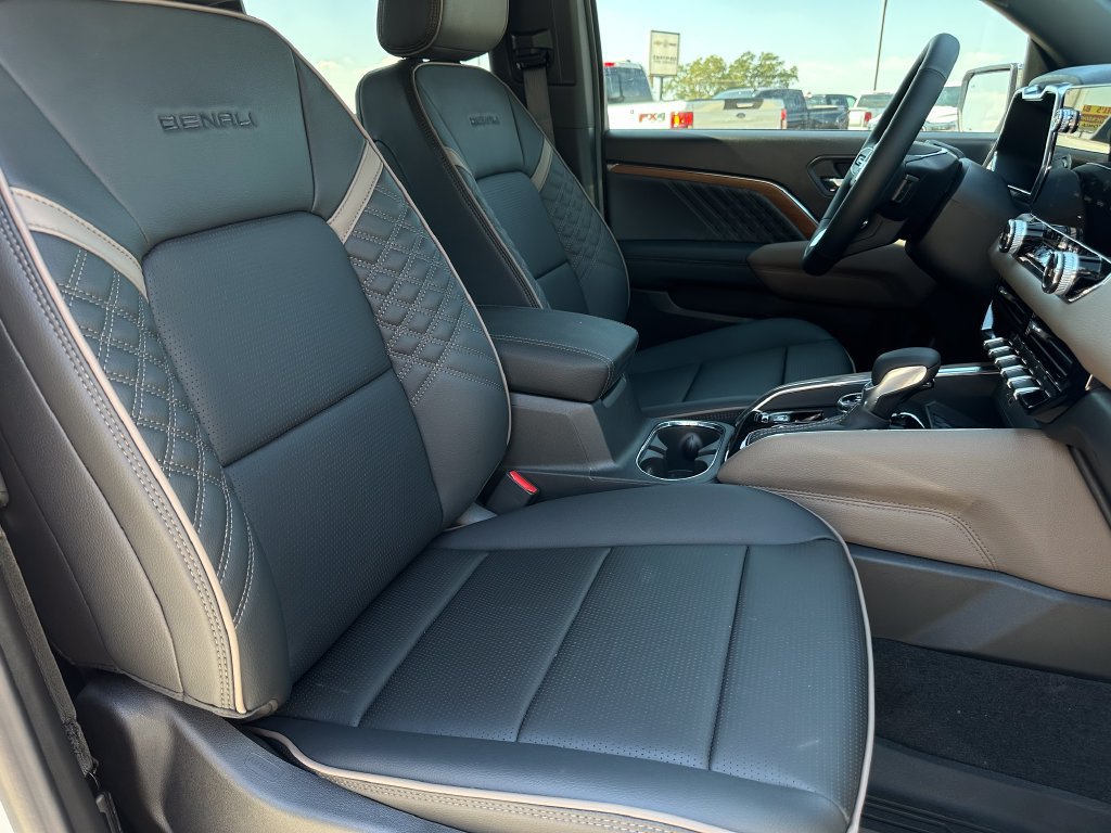 New 2026 GMC Canyon Denali AWD/4WD image 10