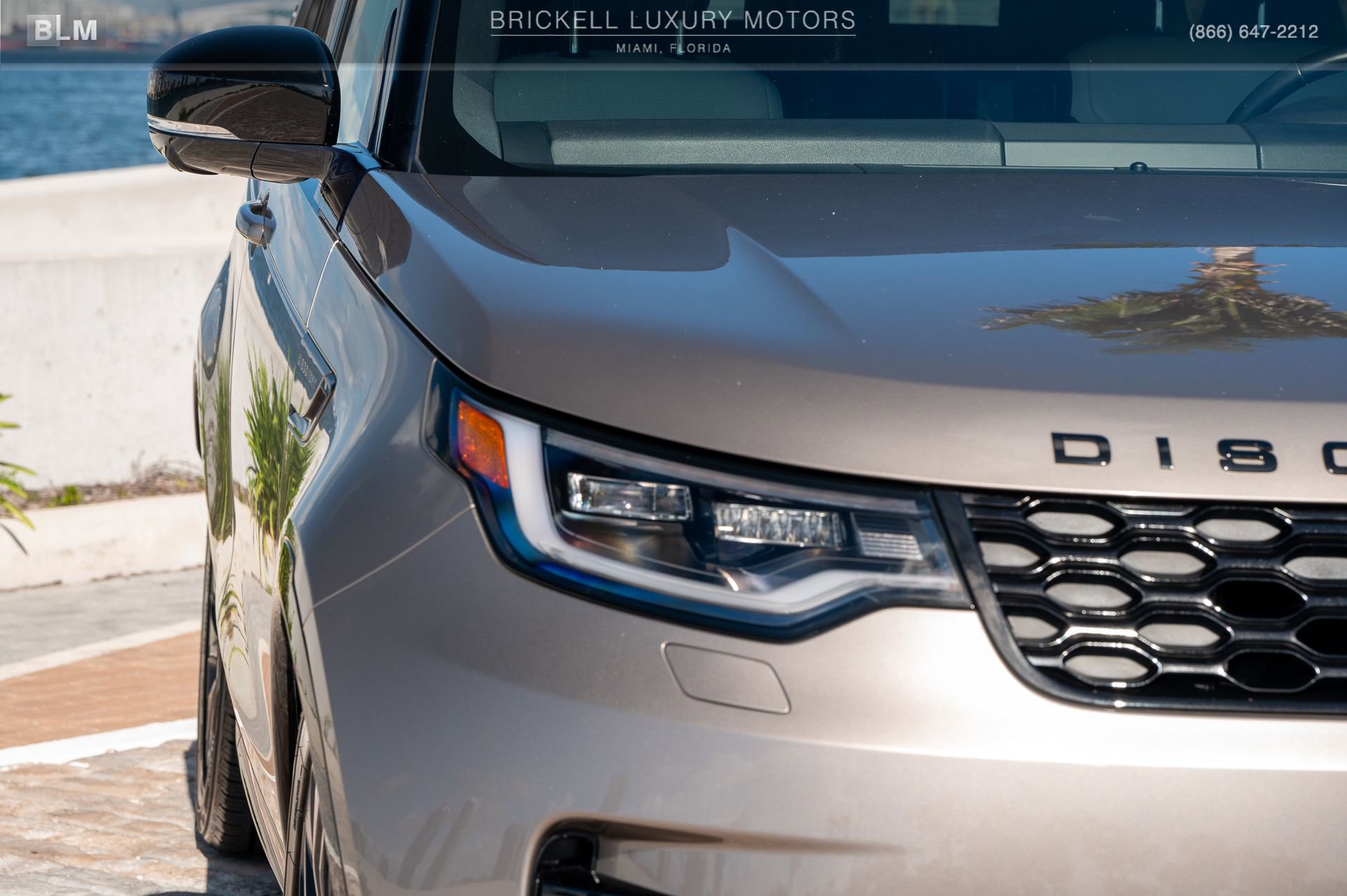 Used 2023 Land Rover Discovery S R-Dynamic image 52