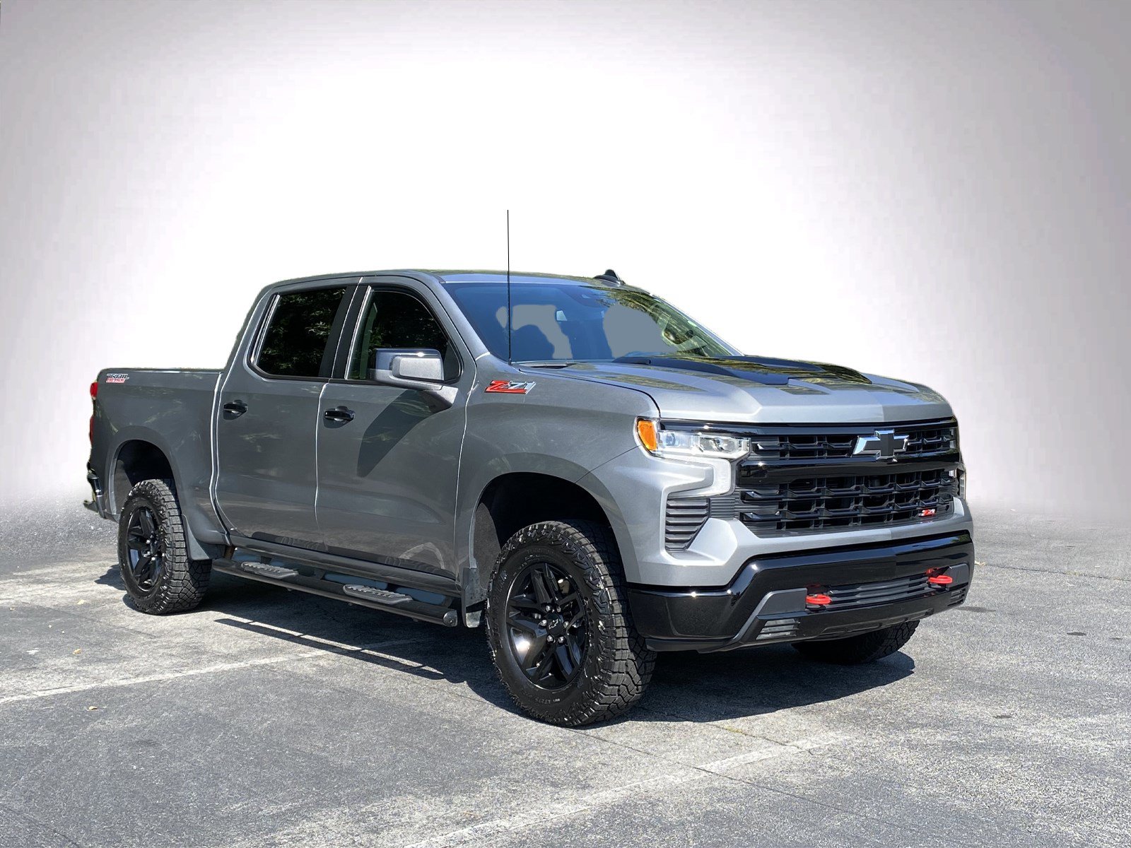 Used 2024 Chevrolet Silverado 1500 LT Trail Boss w/ Convenience Package II AWD/4WD image 2