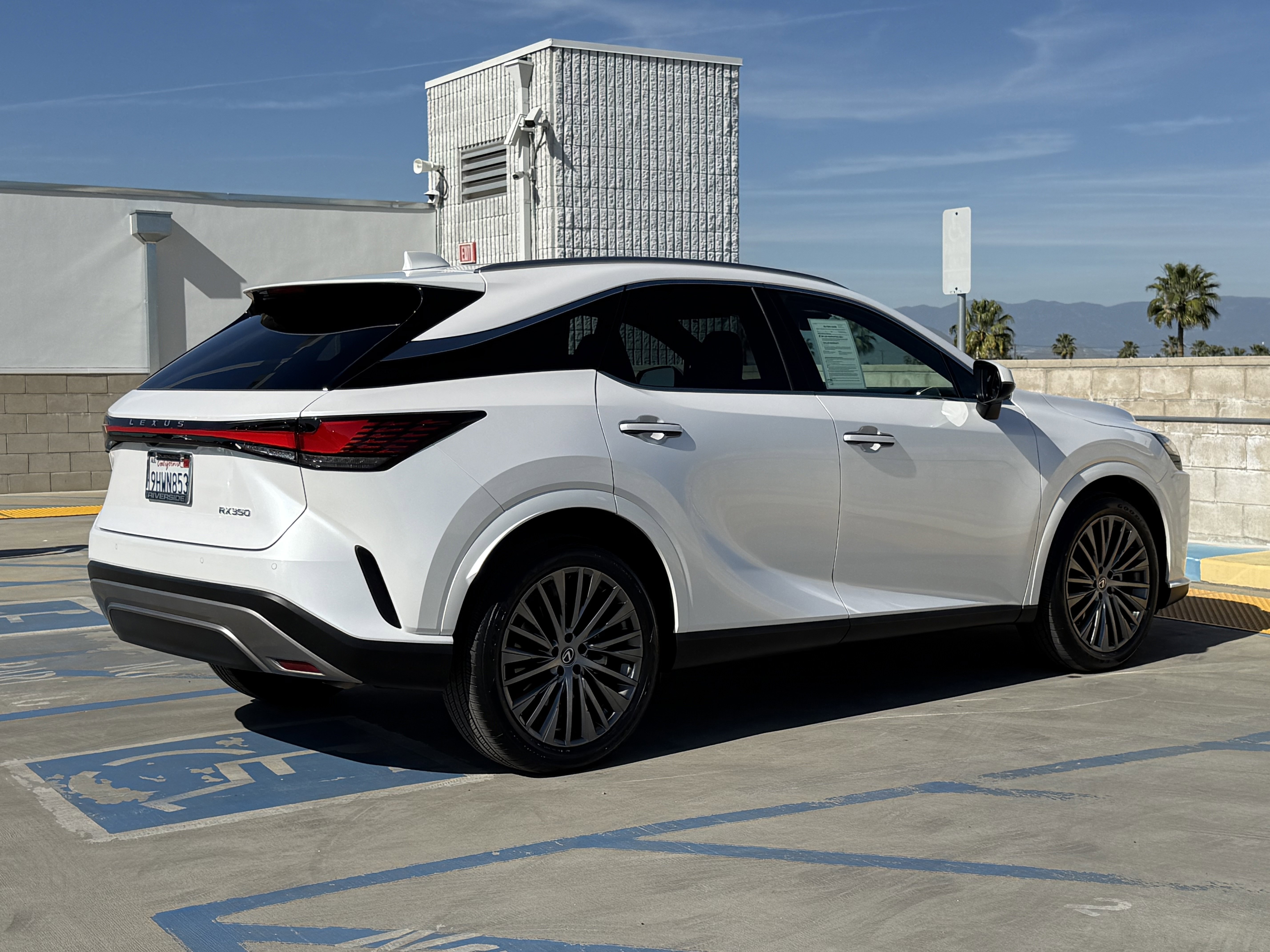 Used 2023 Lexus RX 350 FWD w/ Cold Area Package image 11