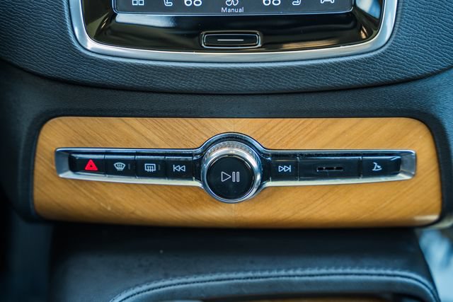 Certified 2024 Volvo XC90 T8 Plus w/ Protection Package Premier AWD/4WD image 23