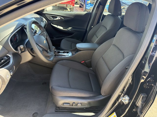 Used 2023 Chevrolet Malibu RS FWD image 13