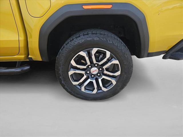 Used 2024 GMC Canyon AT4 w/ AT4 Premium Package image 9