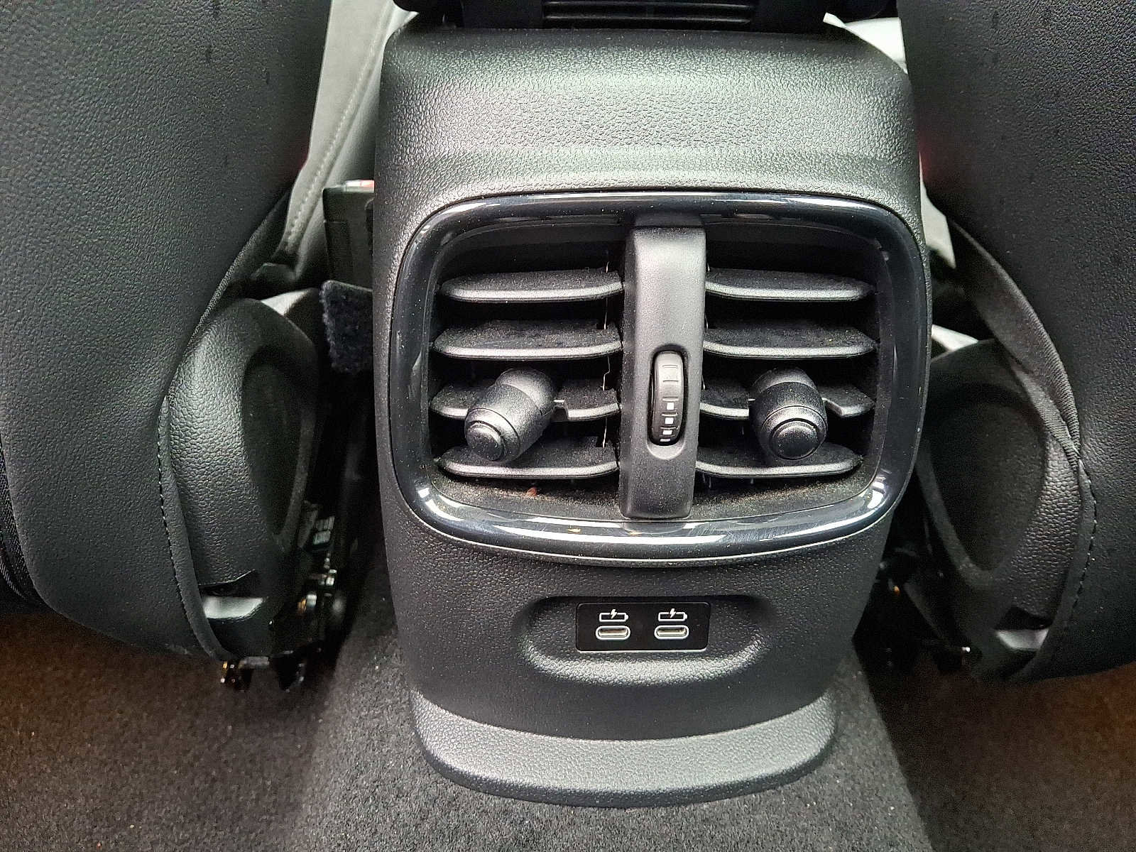 Used 2024 MINI Cooper Clubman S image 11