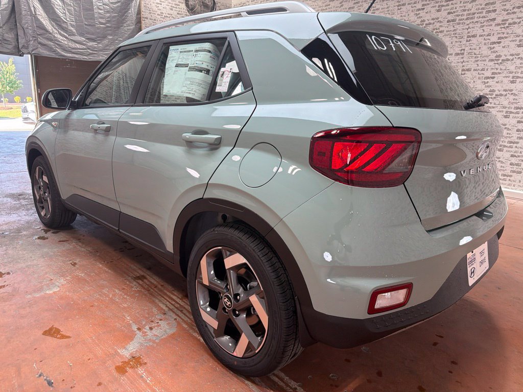 New 2026 Hyundai Venue SEL FWD image 5