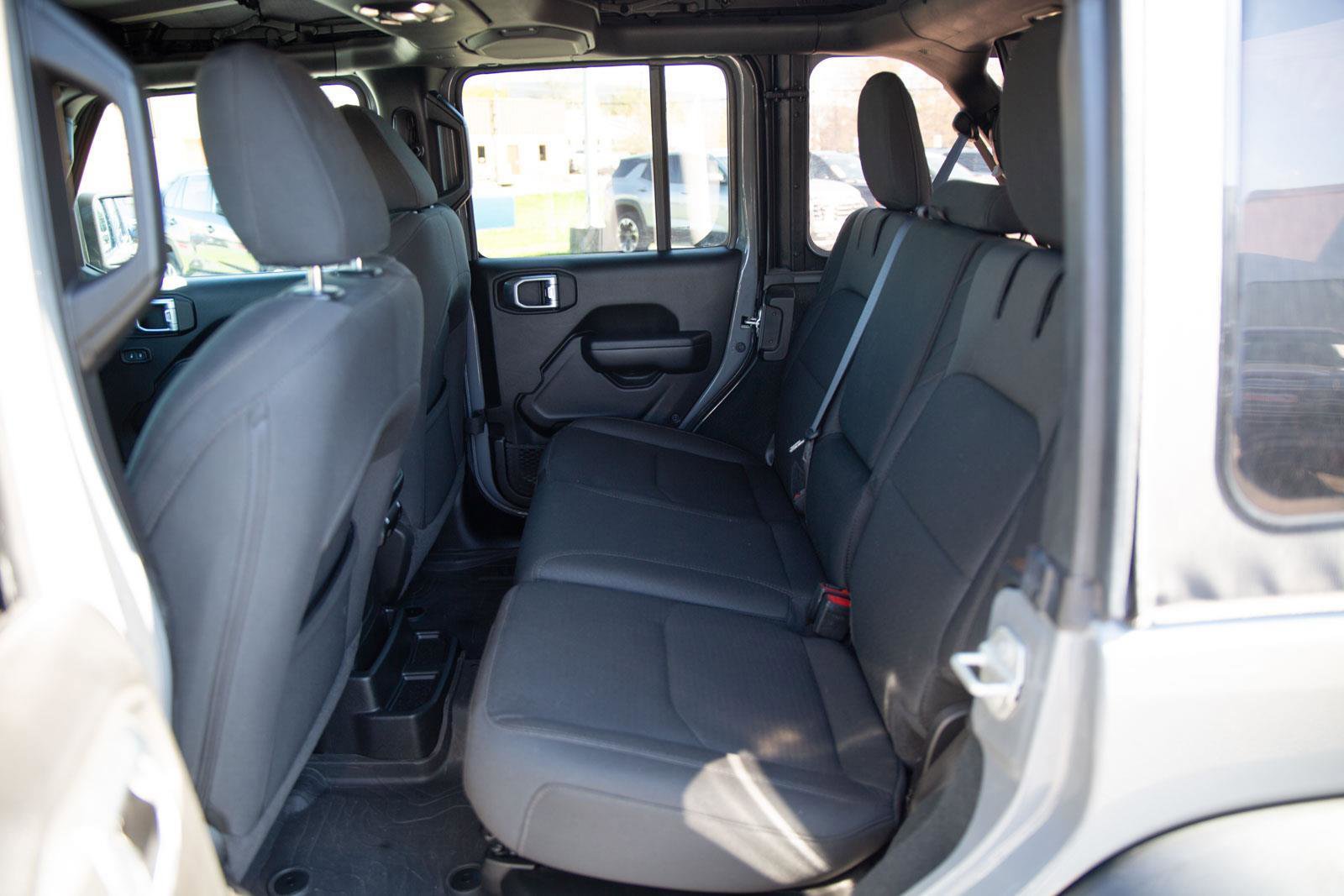 Used 2023 Jeep Wrangler Unlimited w/ Cold Weather Group AWD/4WD image 22