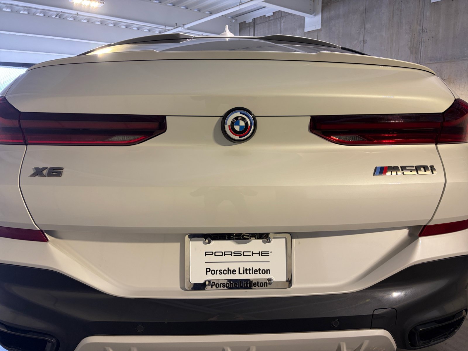 Used 2022 BMW X6 M50i w/ Executive Package AWD/4WD image 17
