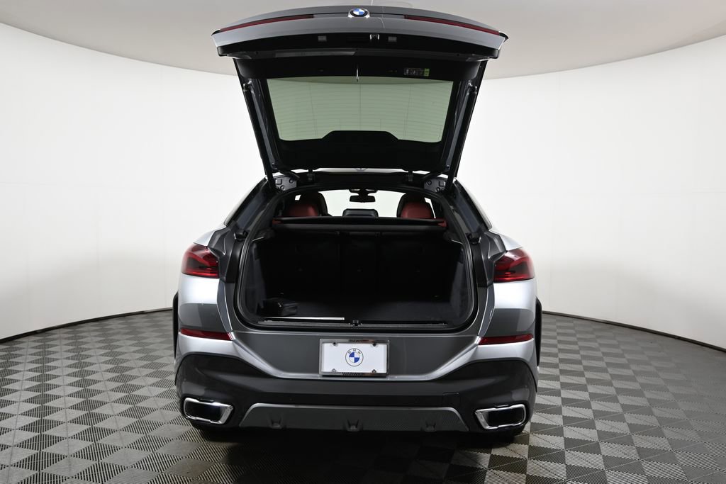 Used 2026 BMW X6 xDrive40i w/ Climate Comfort Package AWD/4WD image 37