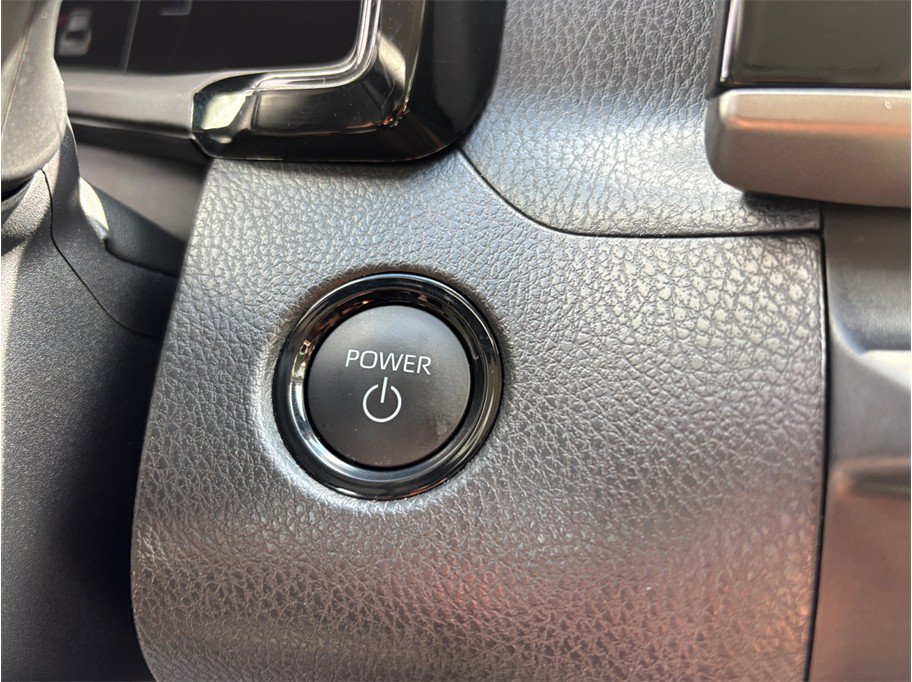 Used 2025 Toyota Camry LE w/ Convenience Package FWD image 25