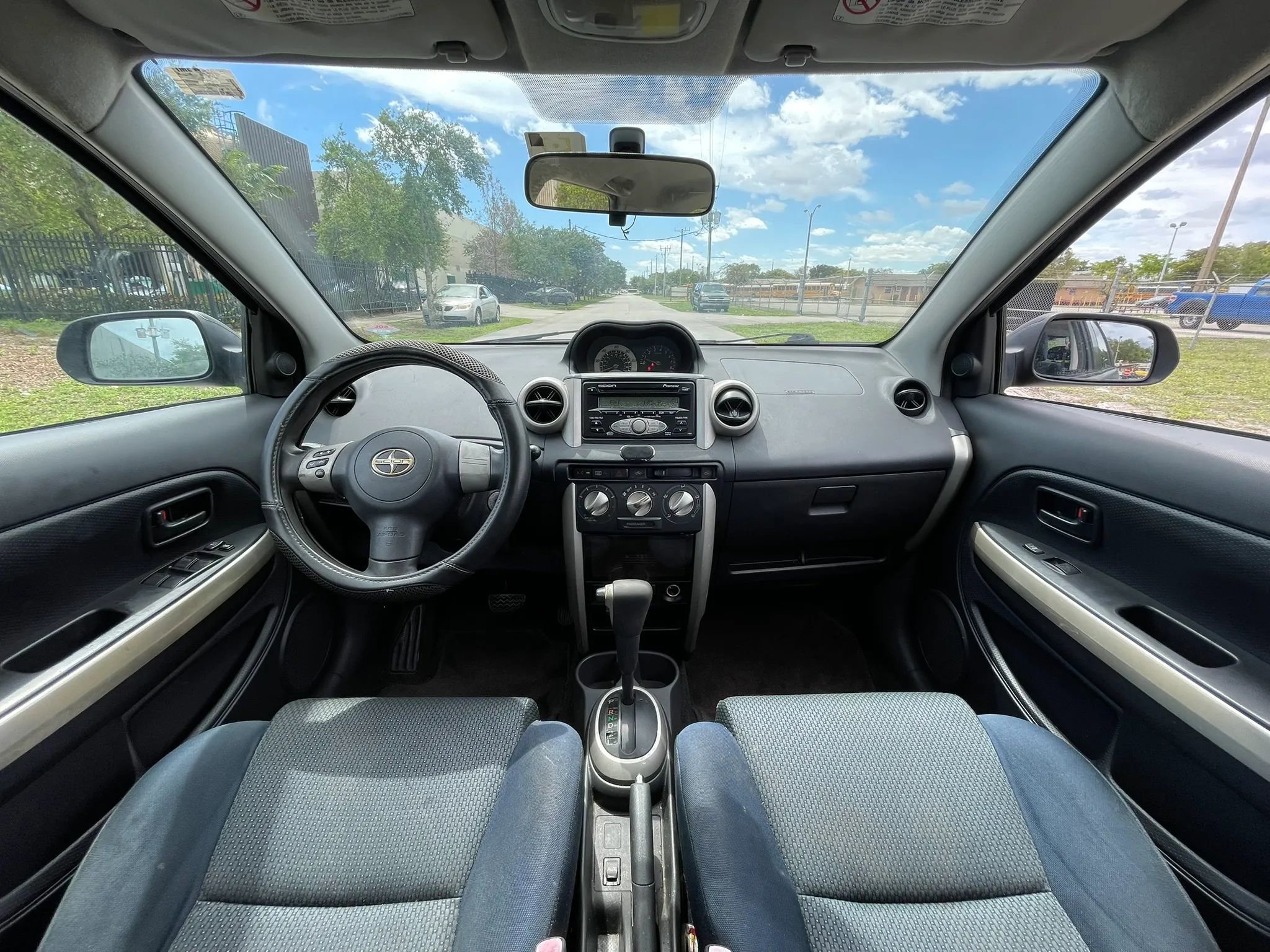 Used 2006 Scion xA FWD image 11