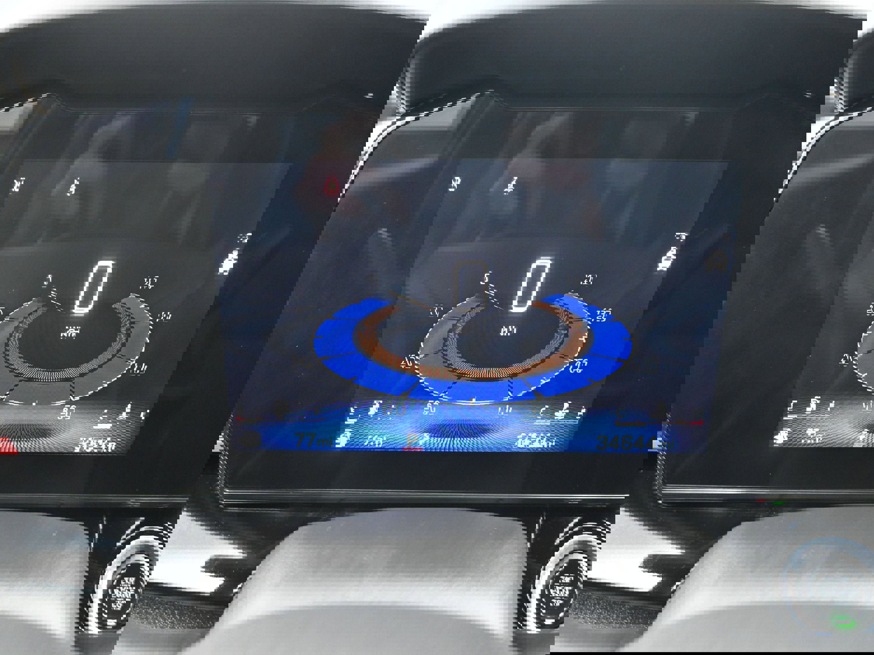 Certified 2024 Chevrolet Trax RS w/ Sunroof Package image 13