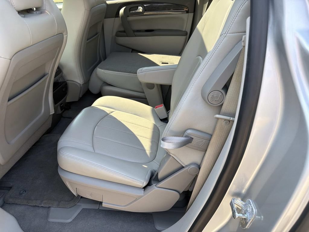 Used 2016 Buick Enclave Leather FWD image 15